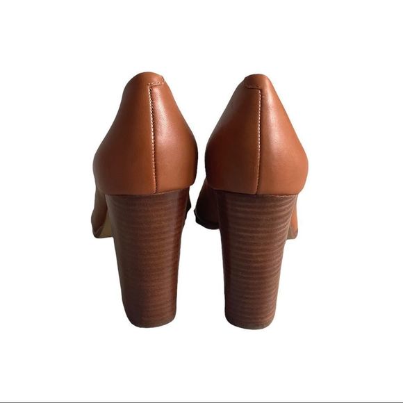 (SOLD) BANANA REPUBLIC Cognac Brown Round Almond Toe Pumps High Heels 7.5 - Picture 6 of 12